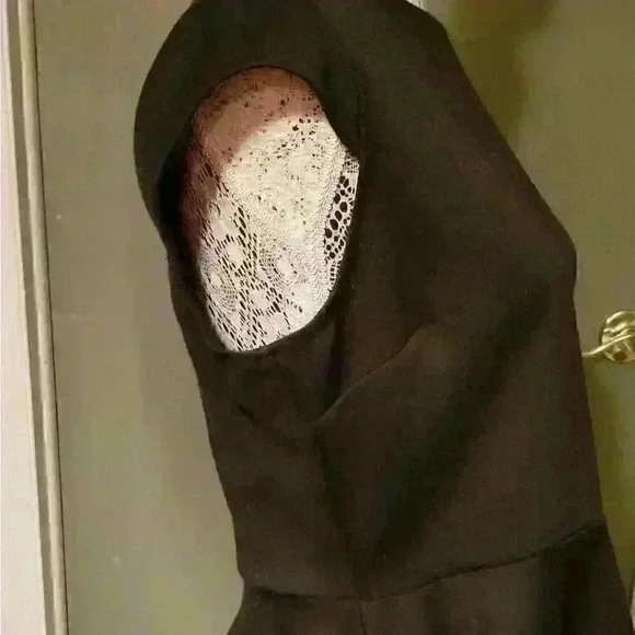 WD.NY black Peplum top sz medium - Picture 2 of 4